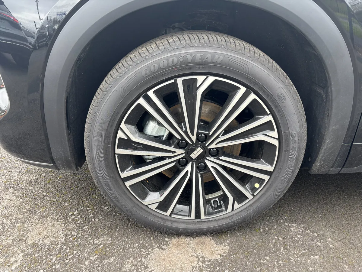GEELY Starray EM-i SUV, Petrol Plug-in Hybrid, 2026, Grey