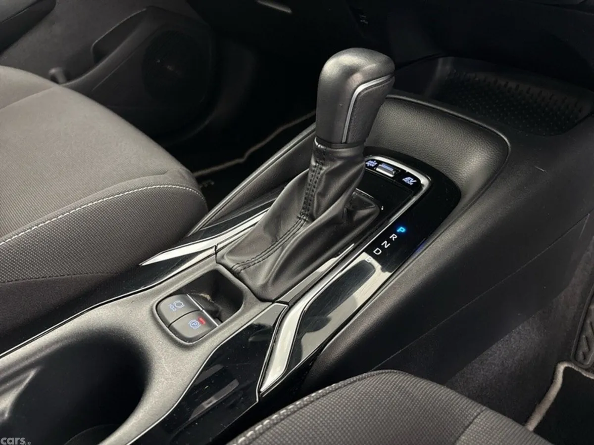Toyota Corolla Hatchback, Petrol Hybrid, 2023, Bronze