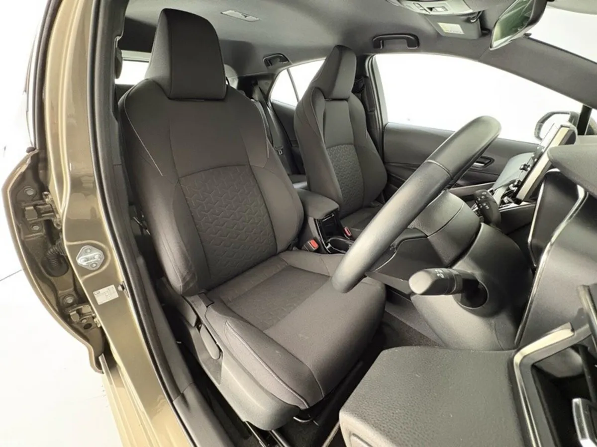 Toyota Corolla Hatchback, Petrol Hybrid, 2023, Bronze