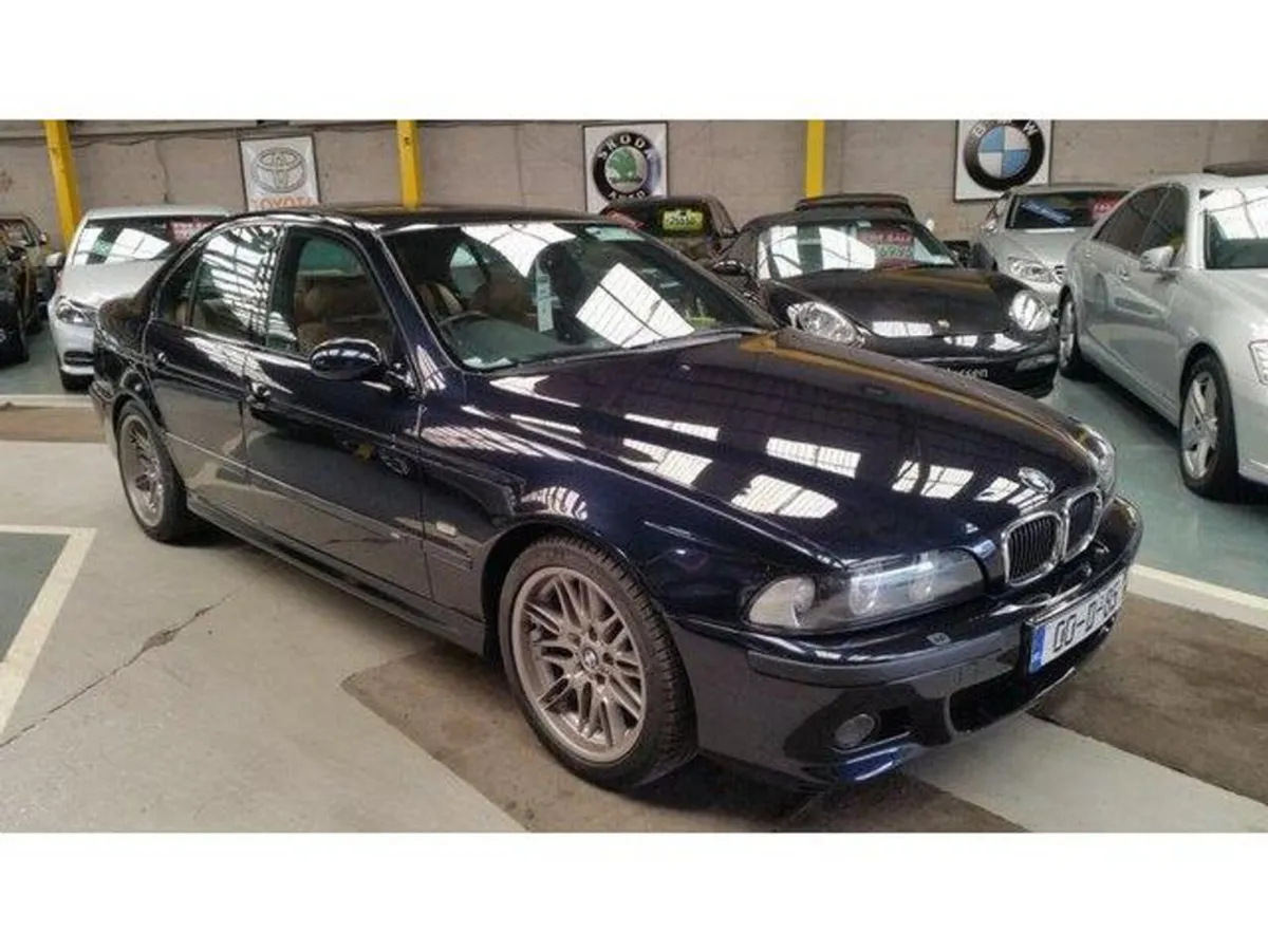 BMW M5 Saloon, Petrol, 2000, Black