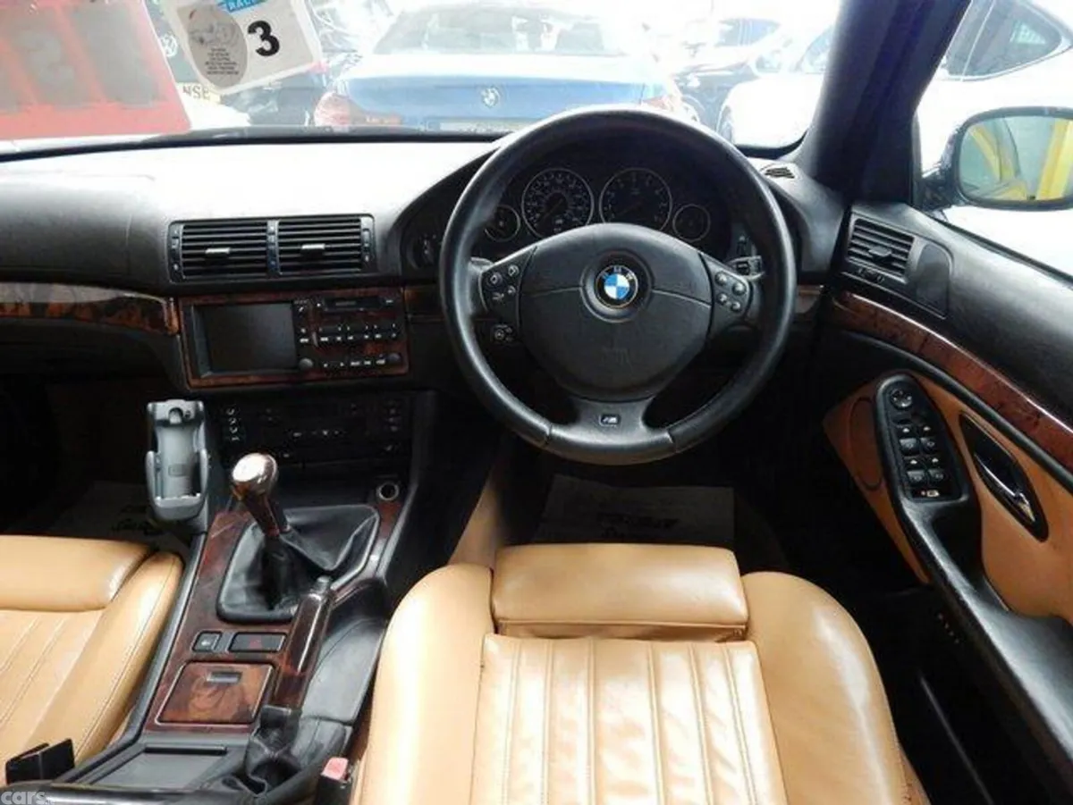 BMW M5 Saloon, Petrol, 2000, Black