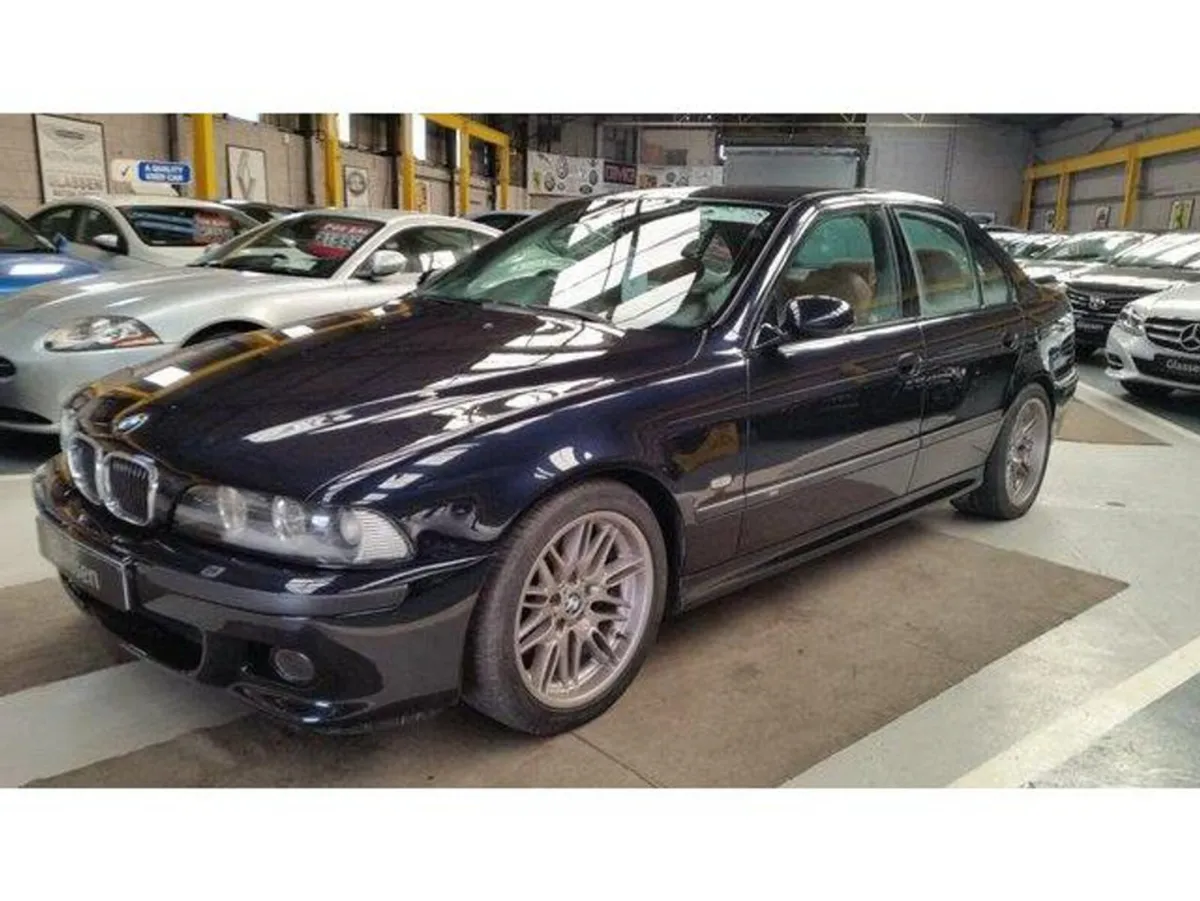 BMW M5 Saloon, Petrol, 2000, Black