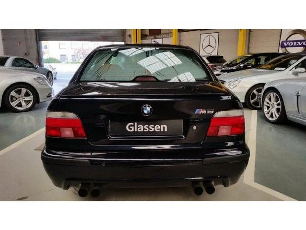 BMW M5 Saloon, Petrol, 2000, Black