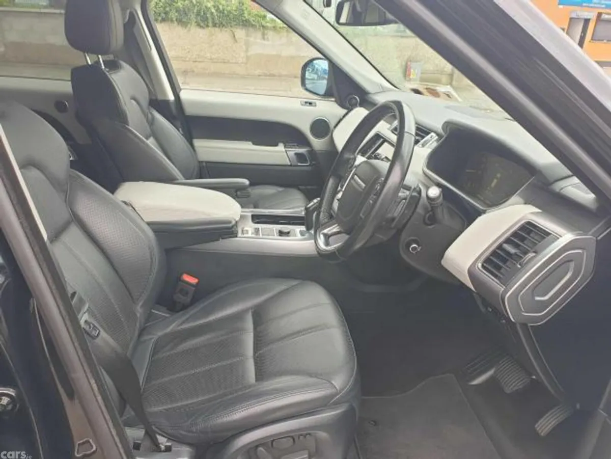 Land Rover Range Rover Sport SUV, Diesel, 2015, Black