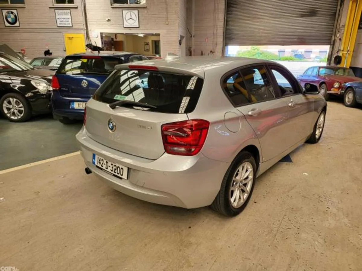 BMW 1-Series Hatchback, Diesel, 2014, Silver