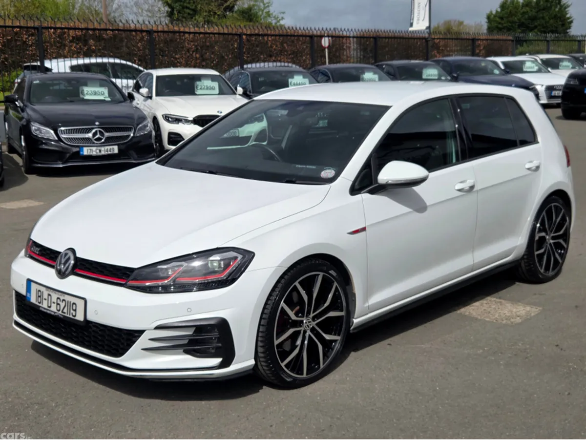 Volkswagen Golf Hatchback, Petrol, 2018, White