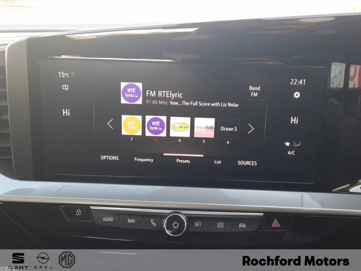 Opel Mokka MPV, Petrol, 2023, Red