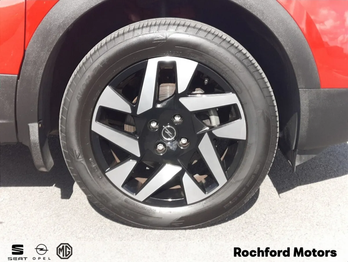 Opel Mokka MPV, Petrol, 2023, Red