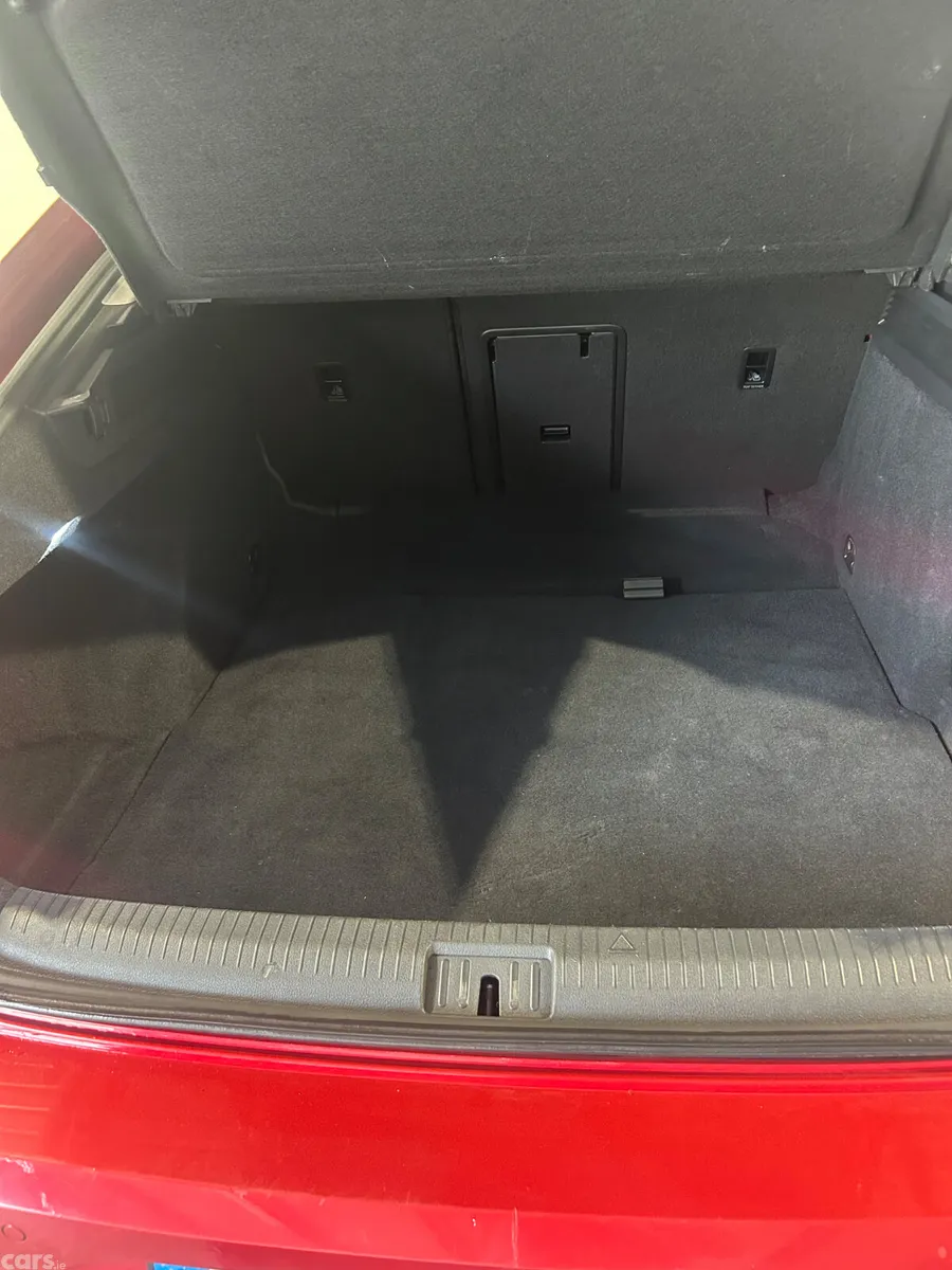 Volkswagen Arteon Hatchback, Diesel, 2021, Red