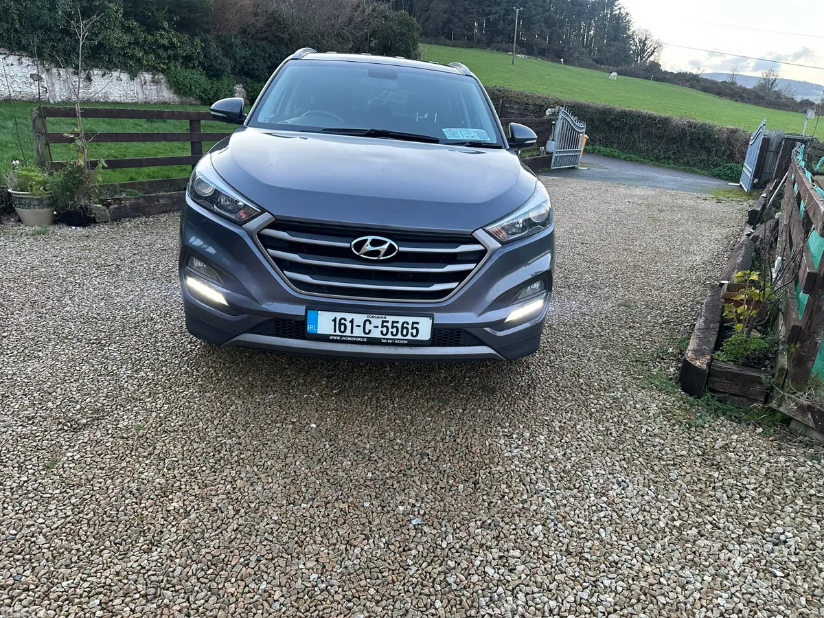 Hyundai Tucson SUV, Diesel, 2016, Grey