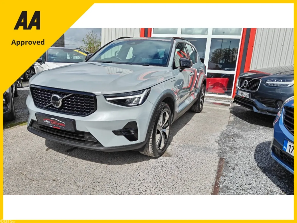 Volvo XC40 SUV, Petrol Plug-in Hybrid, 2023, Grey