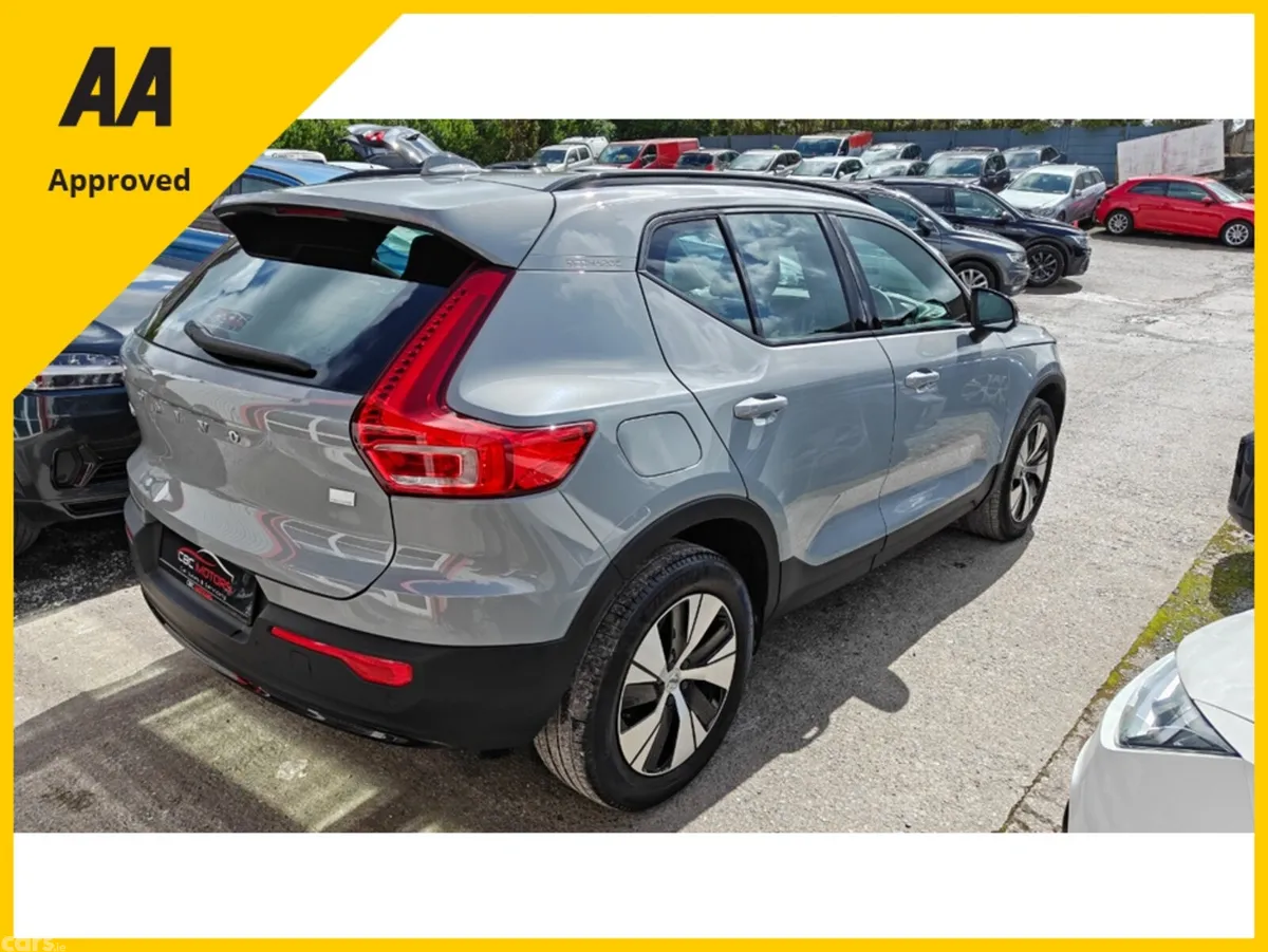 Volvo XC40 SUV, Petrol Plug-in Hybrid, 2023, Grey