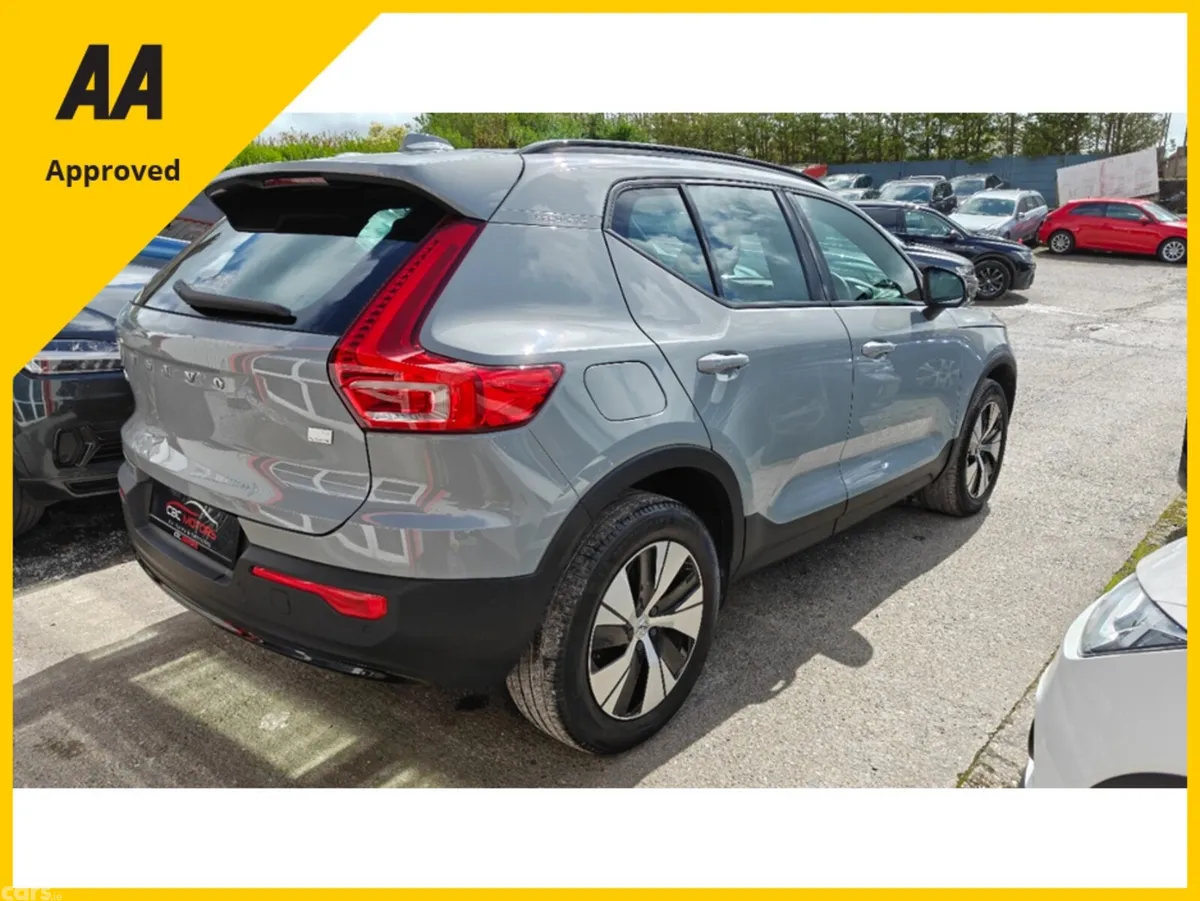 Volvo XC40 SUV, Petrol Plug-in Hybrid, 2023, Grey
