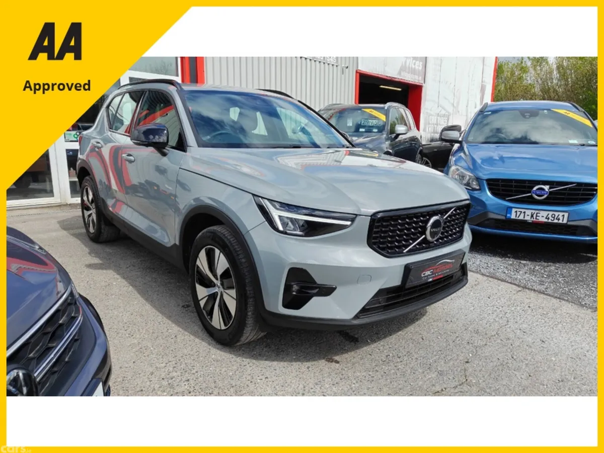 Volvo XC40 SUV, Petrol Plug-in Hybrid, 2023, Grey