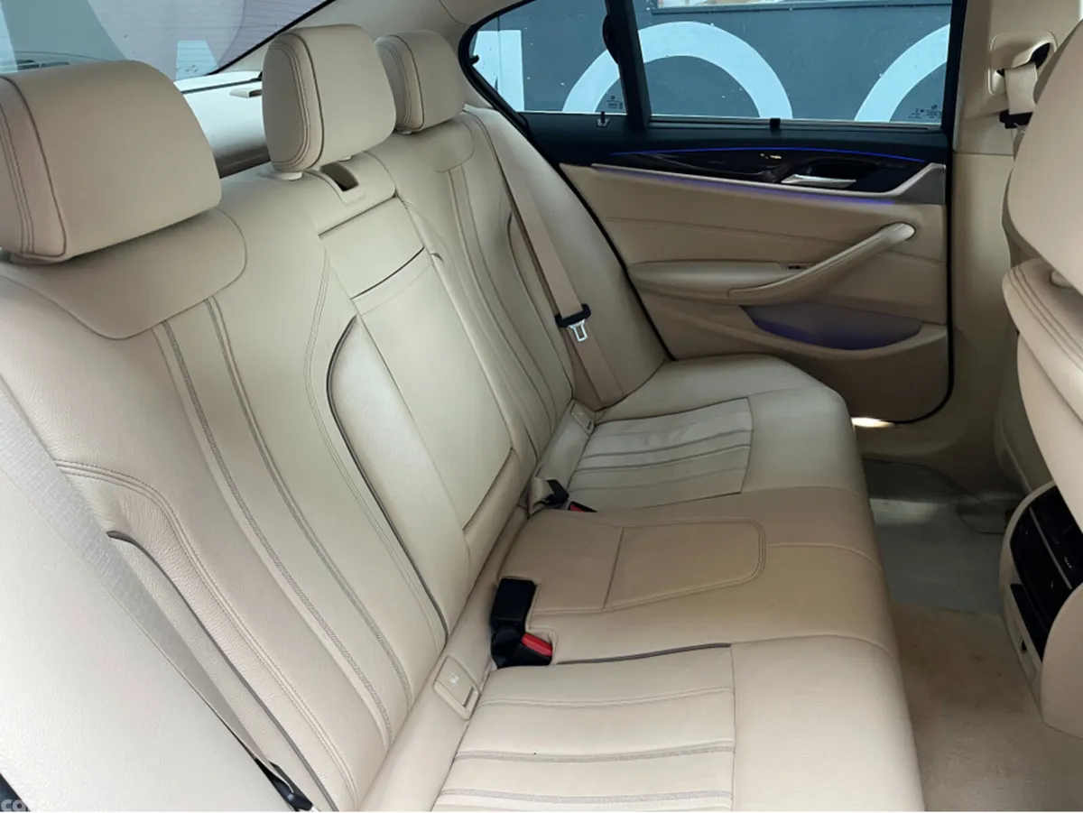 BMW 5-Series Saloon, Petrol Plug-in Hybrid, 2017, White