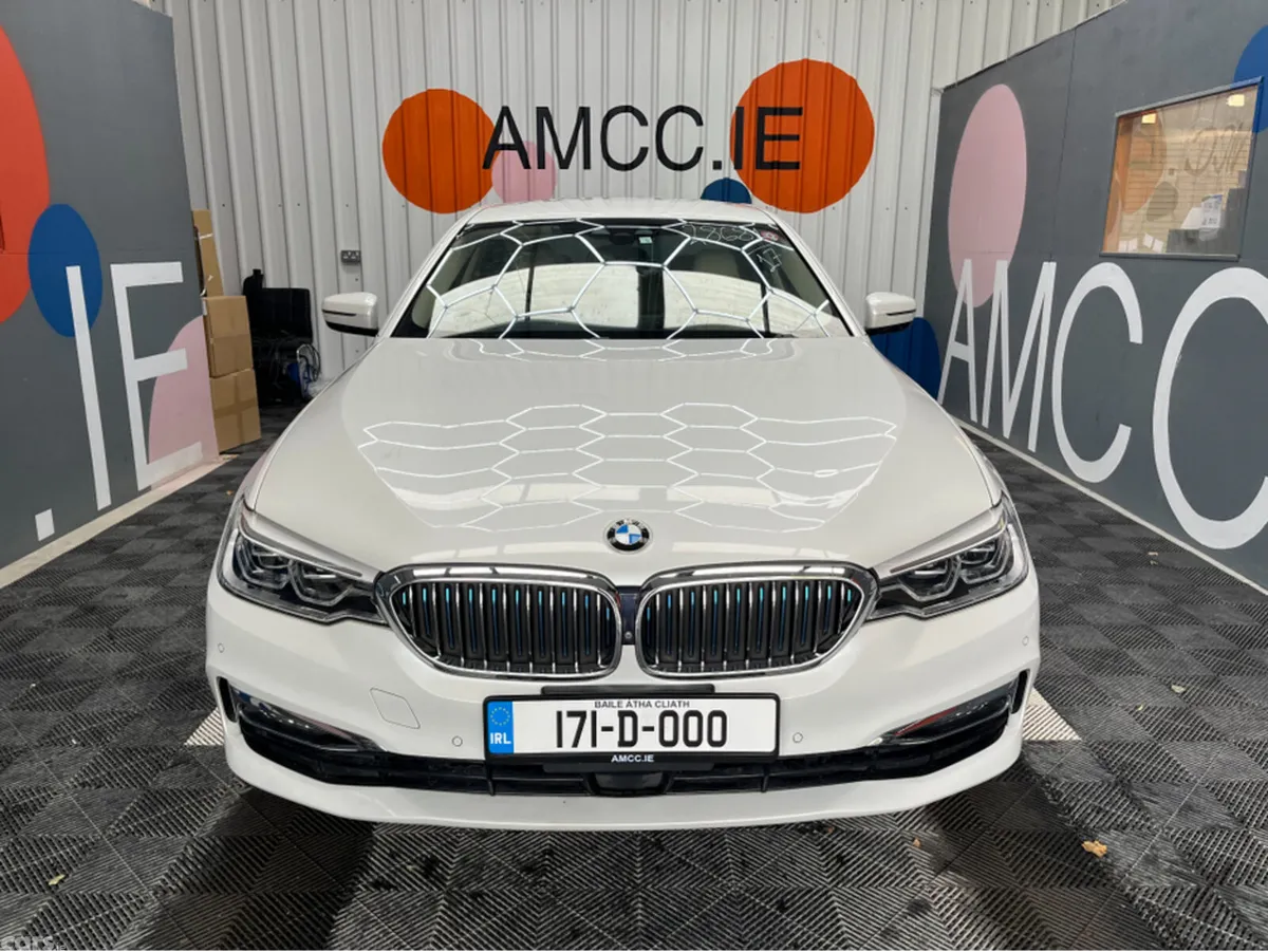 BMW 5-Series Saloon, Petrol Plug-in Hybrid, 2017, White
