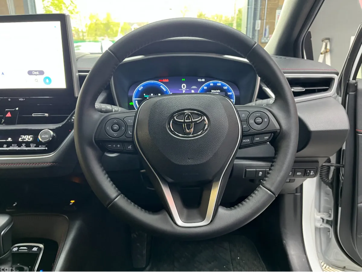 Toyota Corolla Hatchback, Petrol Hybrid, 2025, White