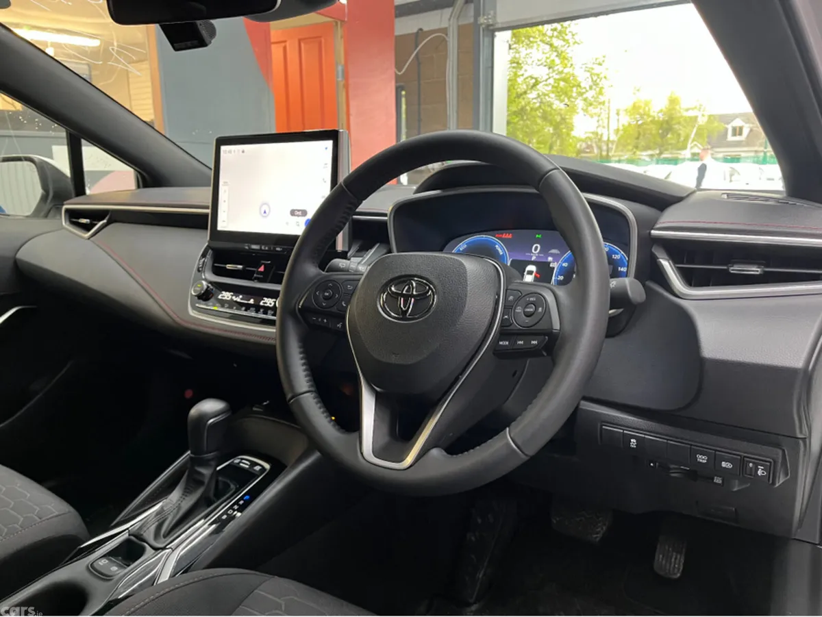 Toyota Corolla Hatchback, Petrol Hybrid, 2025, White