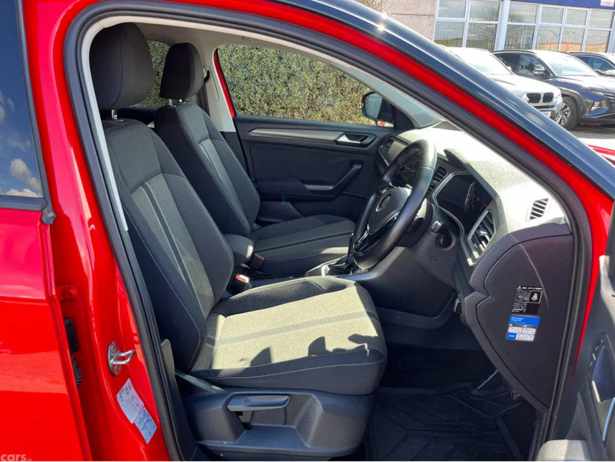 Volkswagen T-Roc SUV, Diesel, 2021, Red