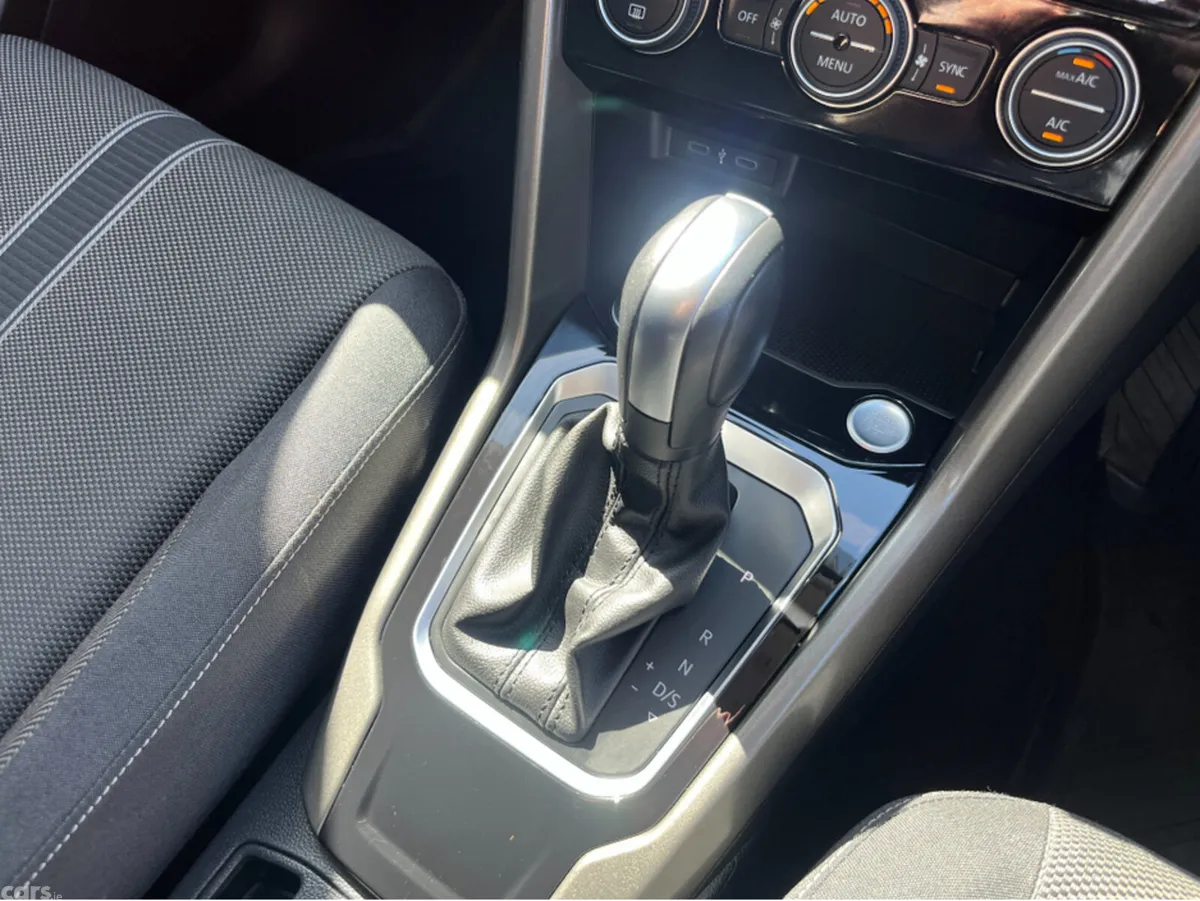 Volkswagen T-Roc SUV, Diesel, 2021, Red