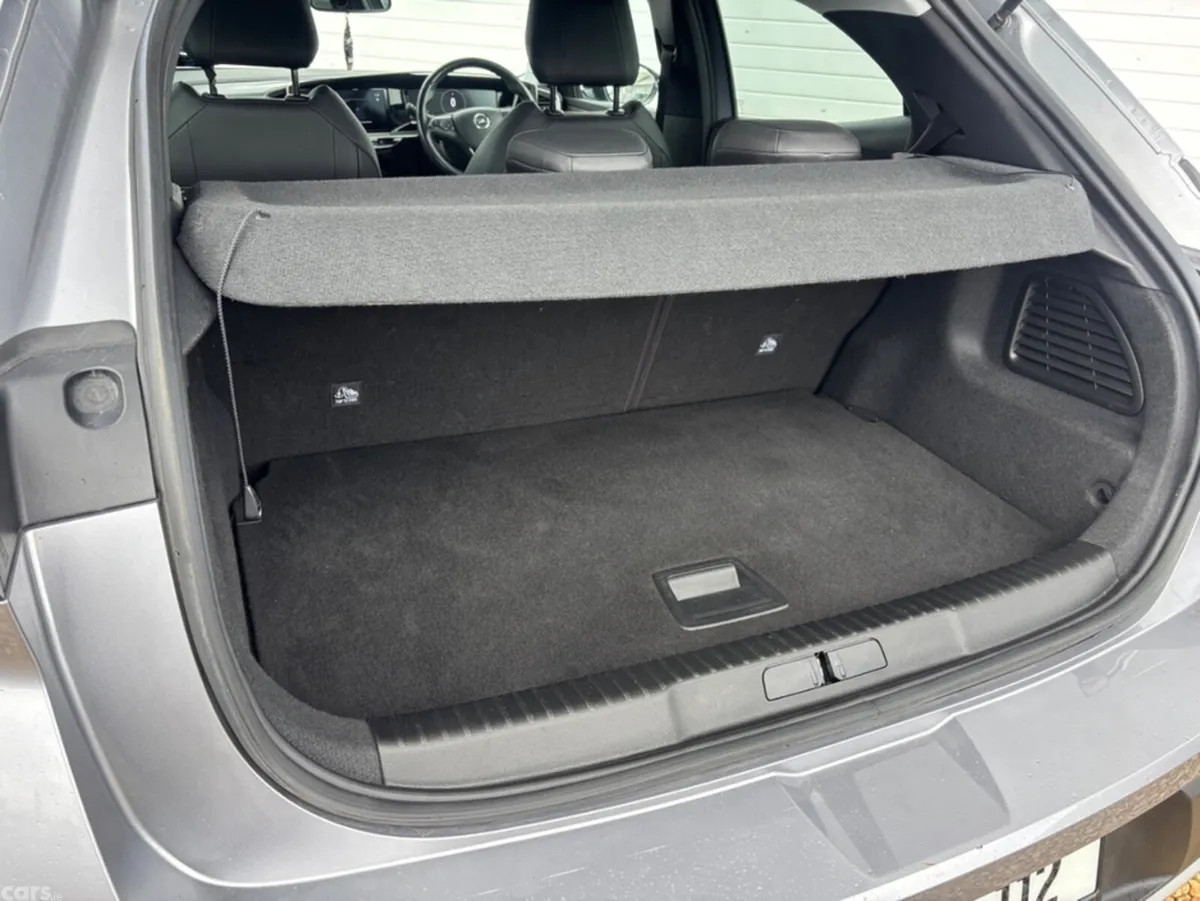 Opel Mokka MPV, Petrol, 2022, Grey