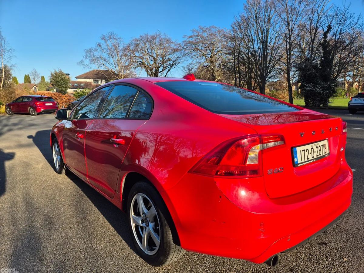 Volvo S60 Saloon, Diesel, 2017, Red