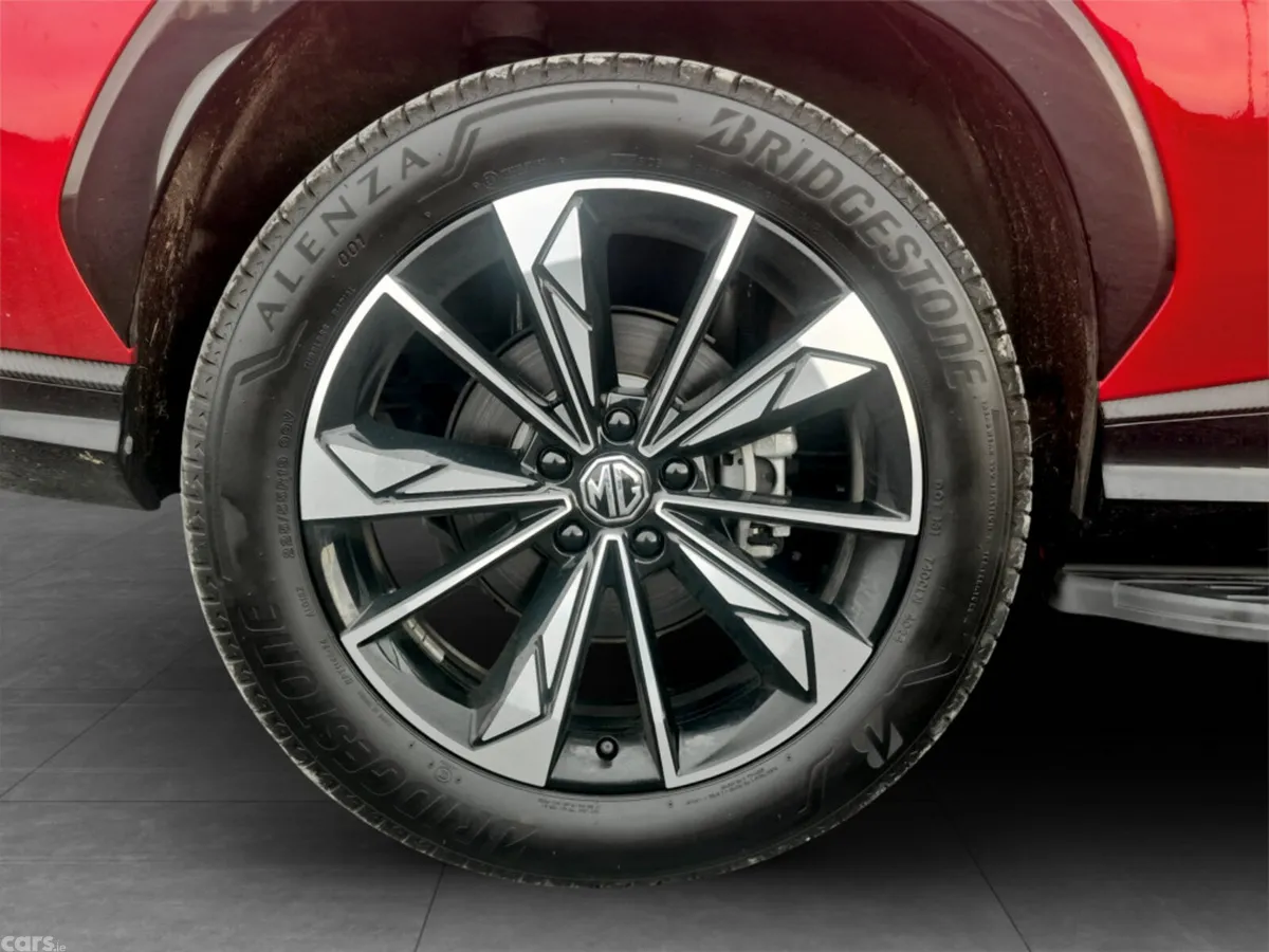 MG HS SUV, Petrol Plug-in Hybrid, 2026, Red