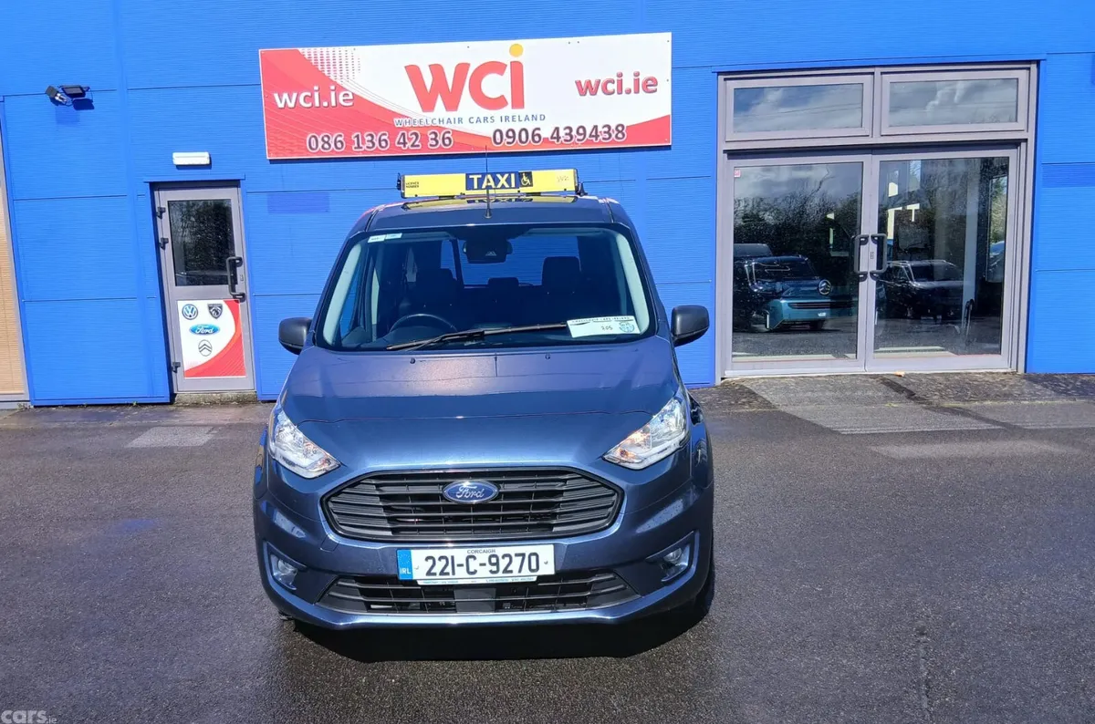 Ford Tourneo Connect MPV, Diesel, 2022, Blue
