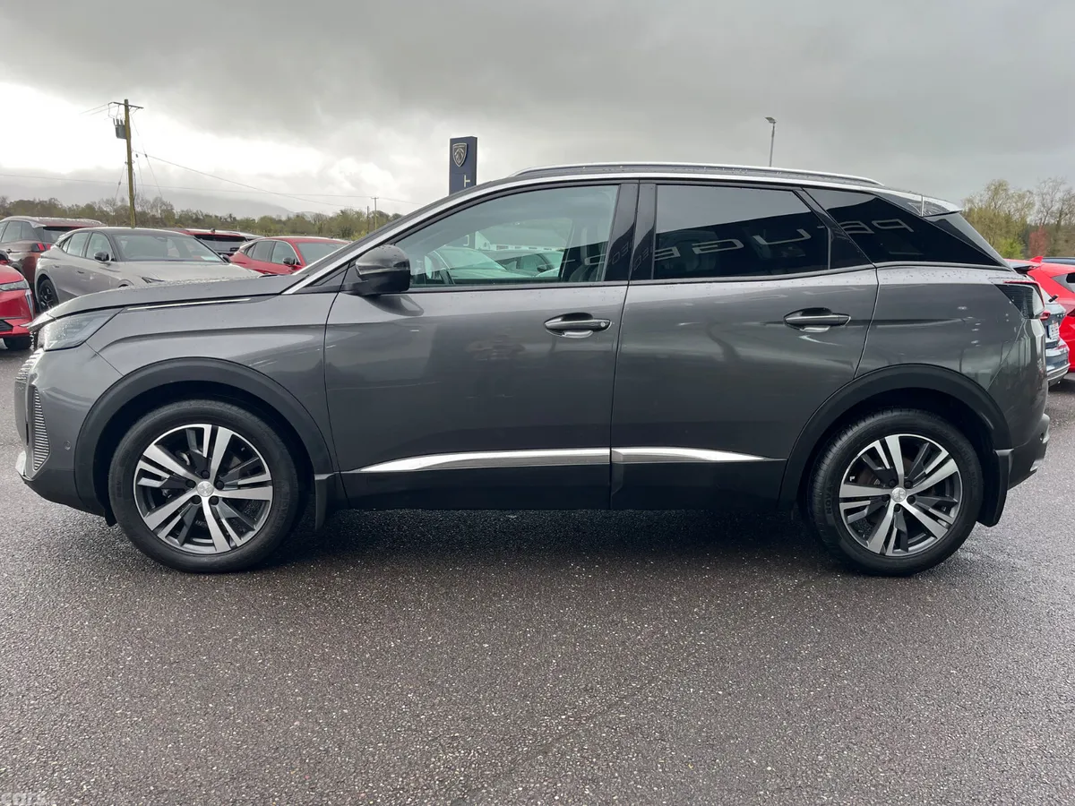 Peugeot 3008 MPV, Diesel, 2024, Grey
