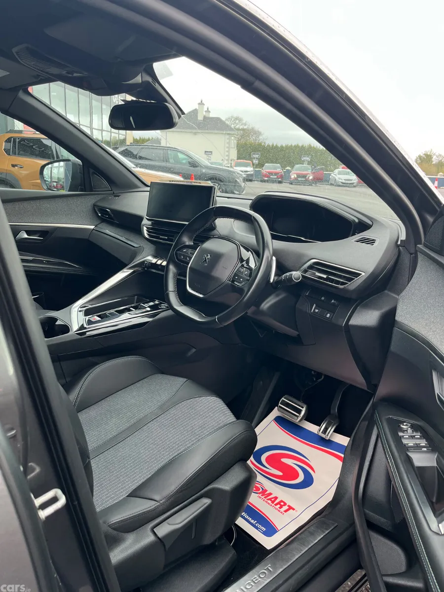 Peugeot 3008 MPV, Diesel, 2024, Grey