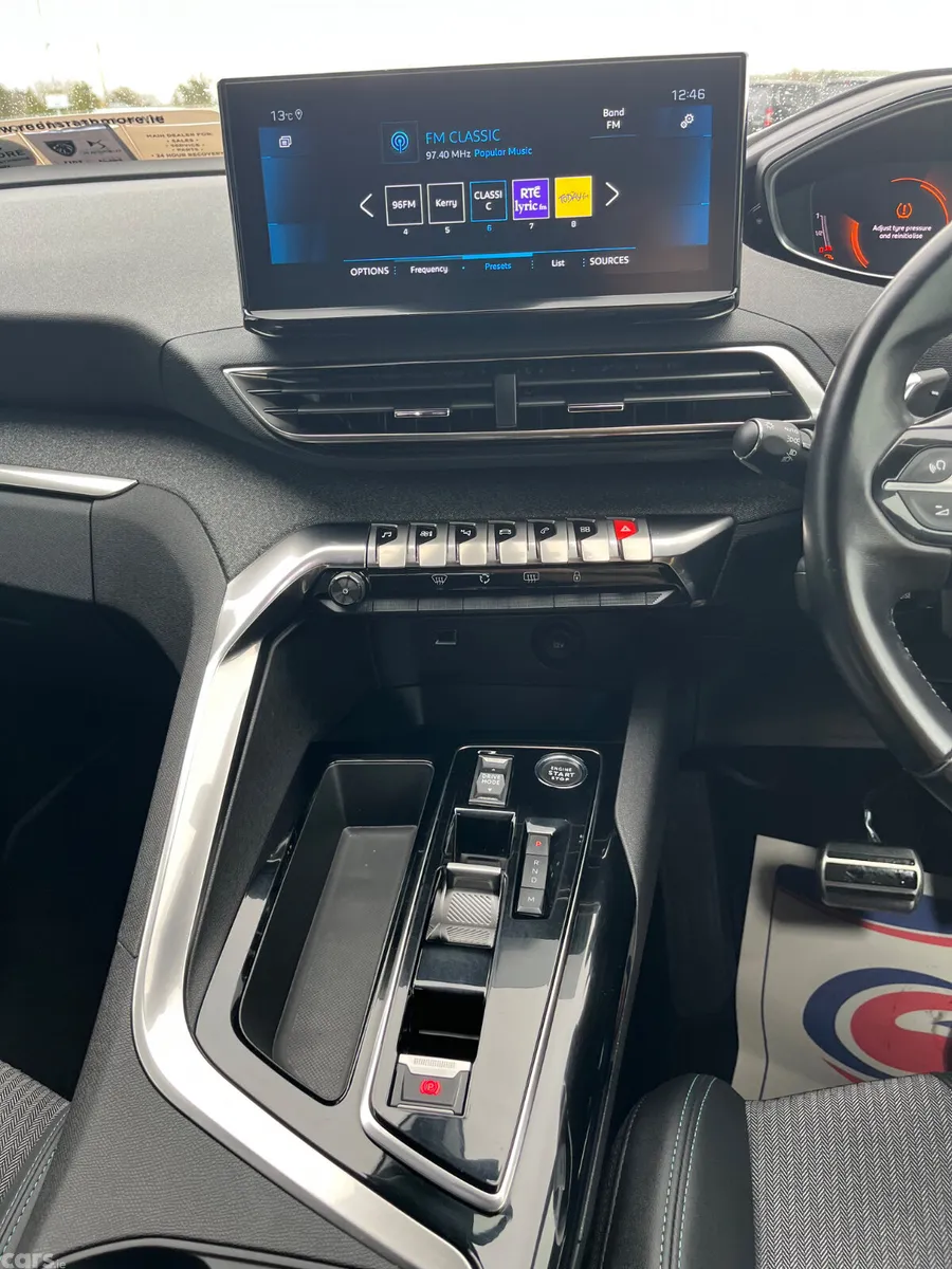 Peugeot 3008 MPV, Diesel, 2024, Grey