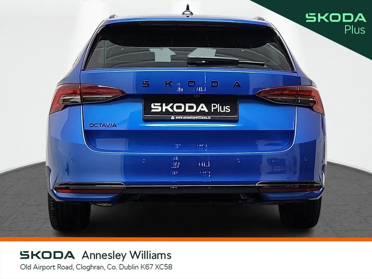 Skoda Octavia Estate, Diesel, 2025, Blue