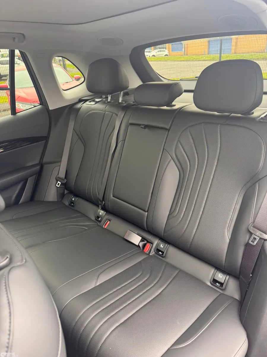 GEELY Starray EM-i SUV, Petrol Plug-in Hybrid, 2026, Black