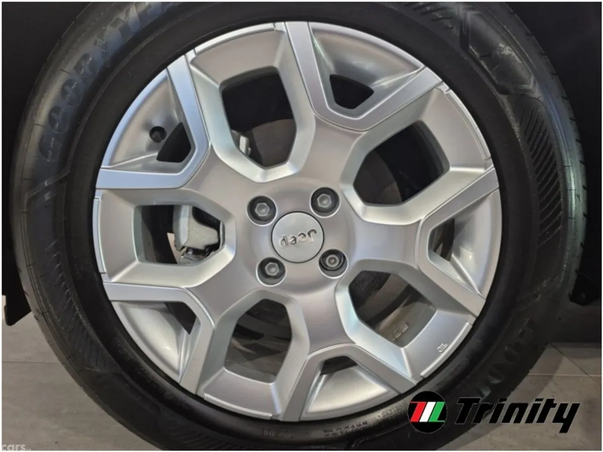 Jeep Avenger SUV, Electric, 2026, Grey