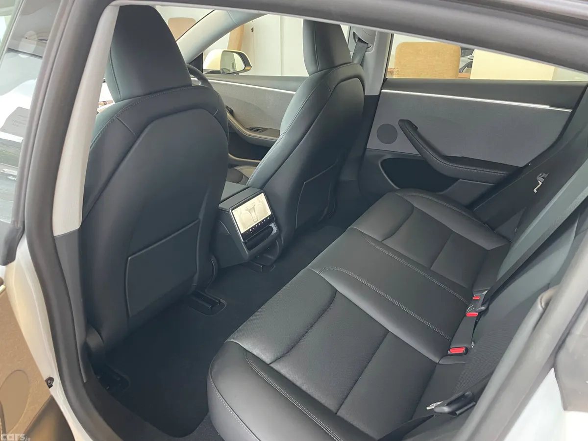 Tesla Model 3 Saloon, Electric, 2025, White