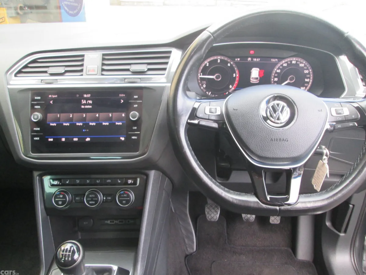 Volkswagen Tiguan SUV, Diesel, 2018, Grey