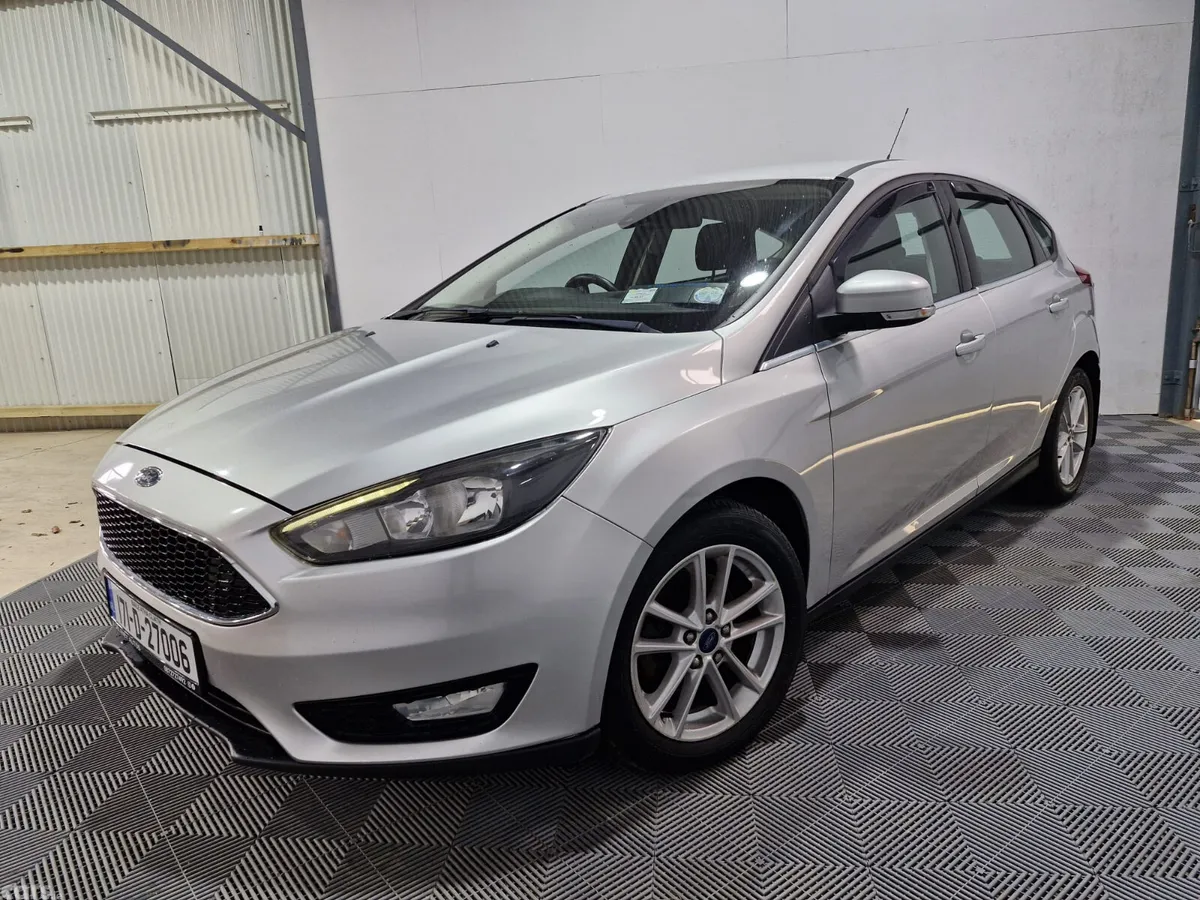 Ford Focus Hatchback, Diesel, 2017, Grey