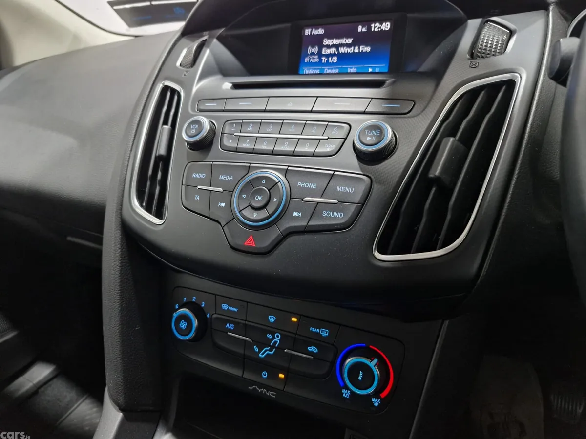 Ford Focus Hatchback, Diesel, 2017, Grey