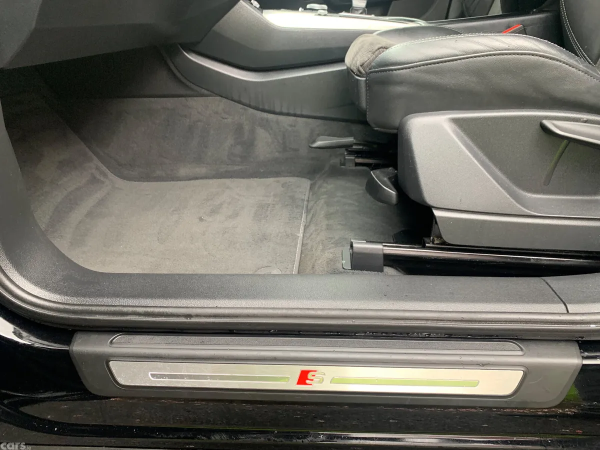 Audi Q5 SUV, Diesel, 2018, Black