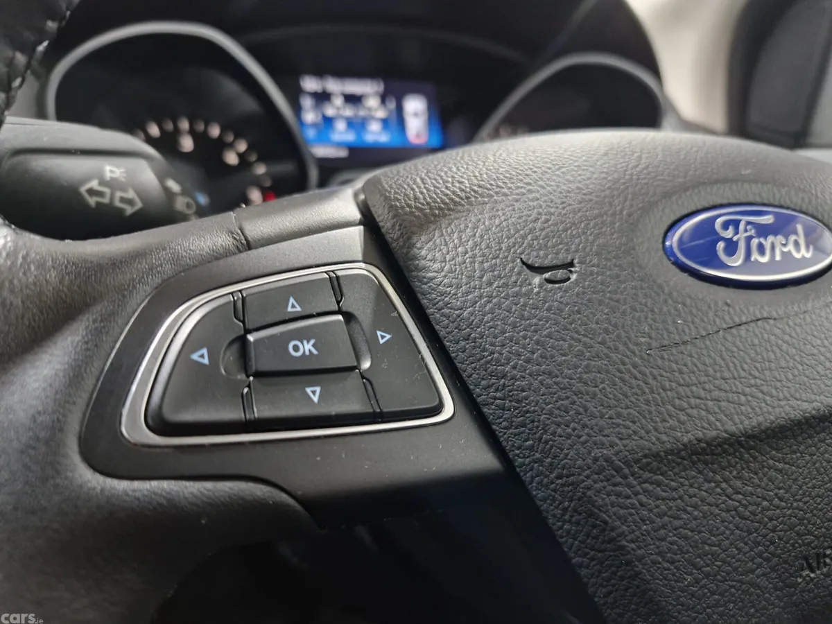Ford Focus Hatchback, Diesel, 2017, Grey