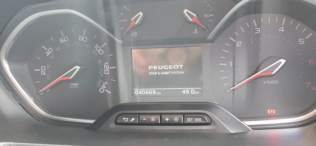 Peugeot Rifter MPV, Diesel, 2020, Blue