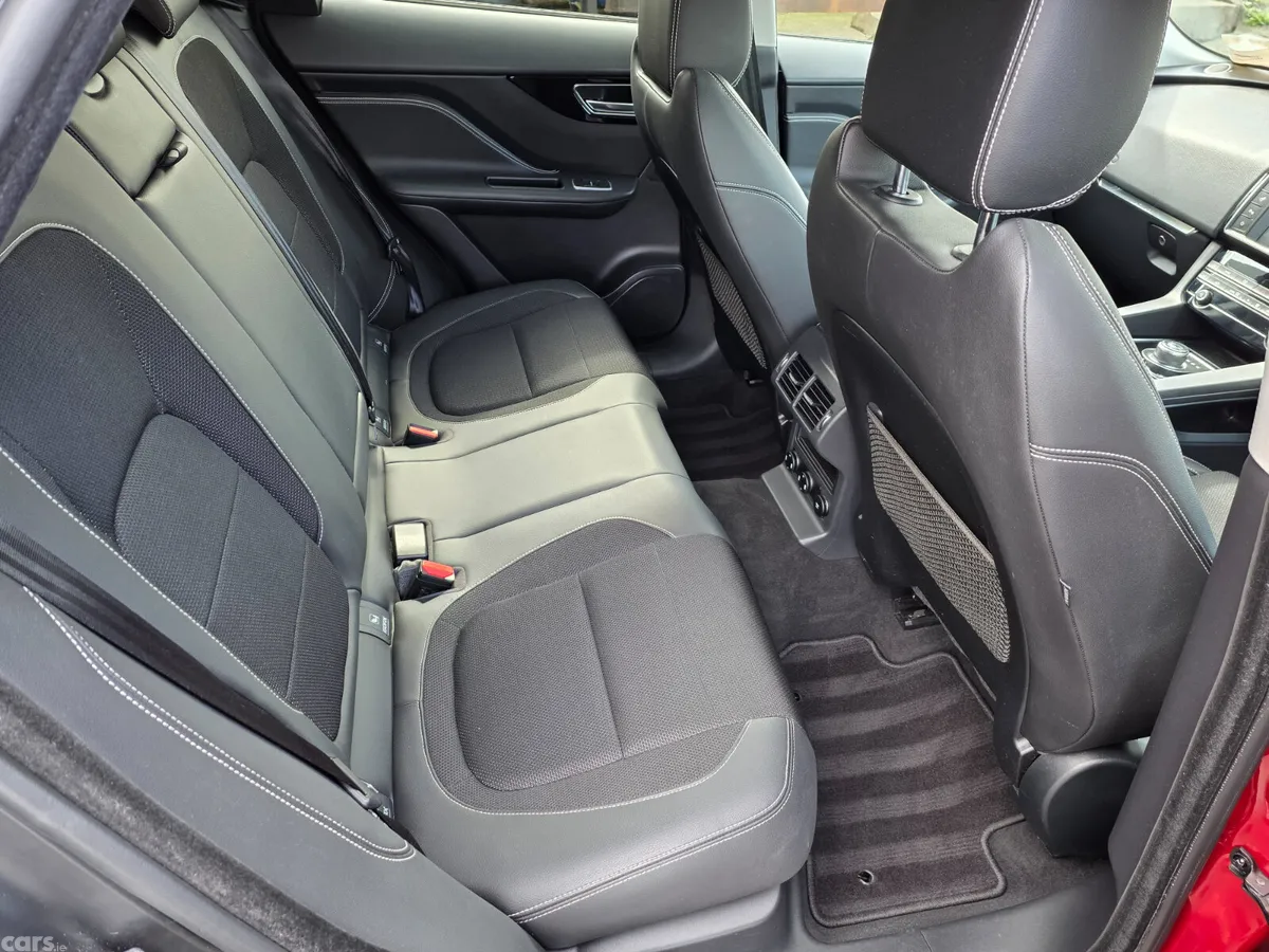 Jaguar F-Pace SUV, Diesel, 2018, Red