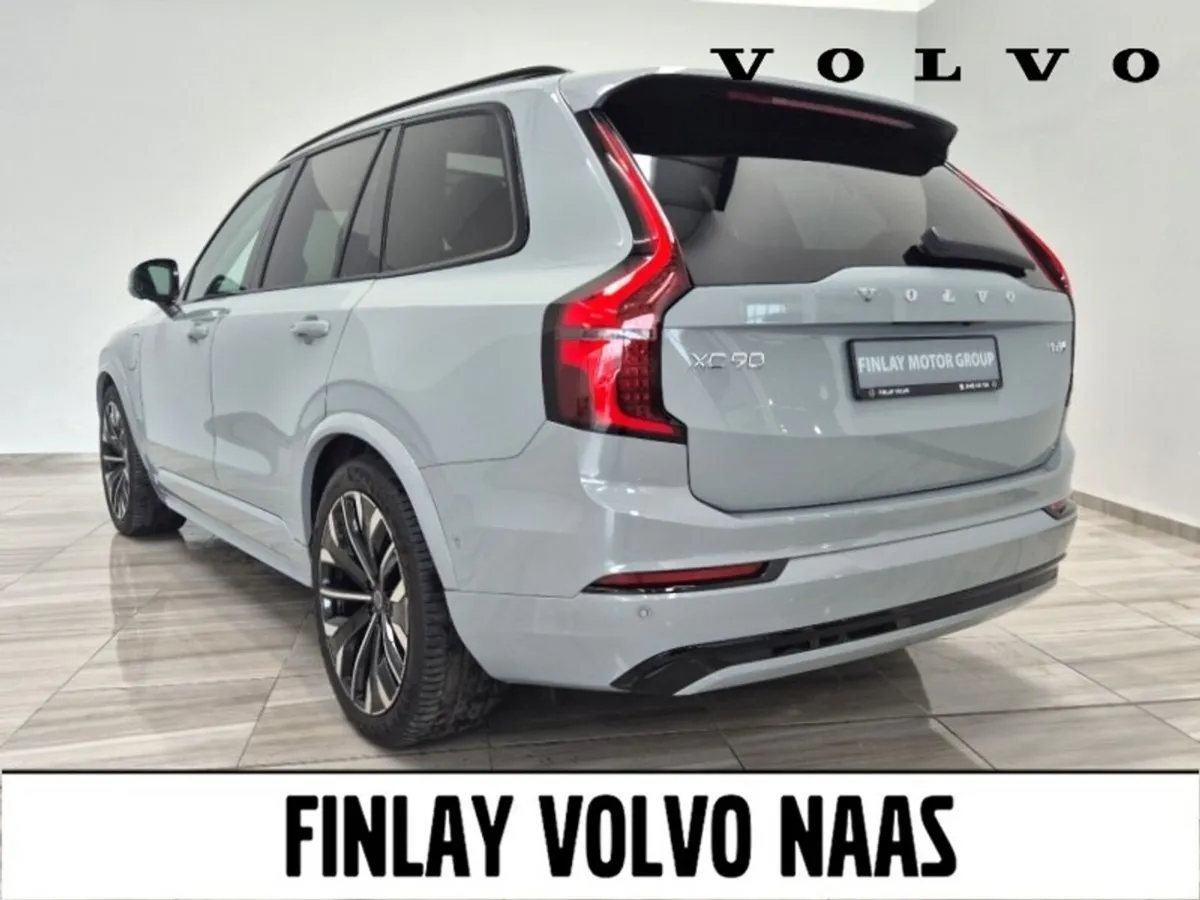 Volvo XC90 SUV, Petrol Plug-in Hybrid, 2026, Grey