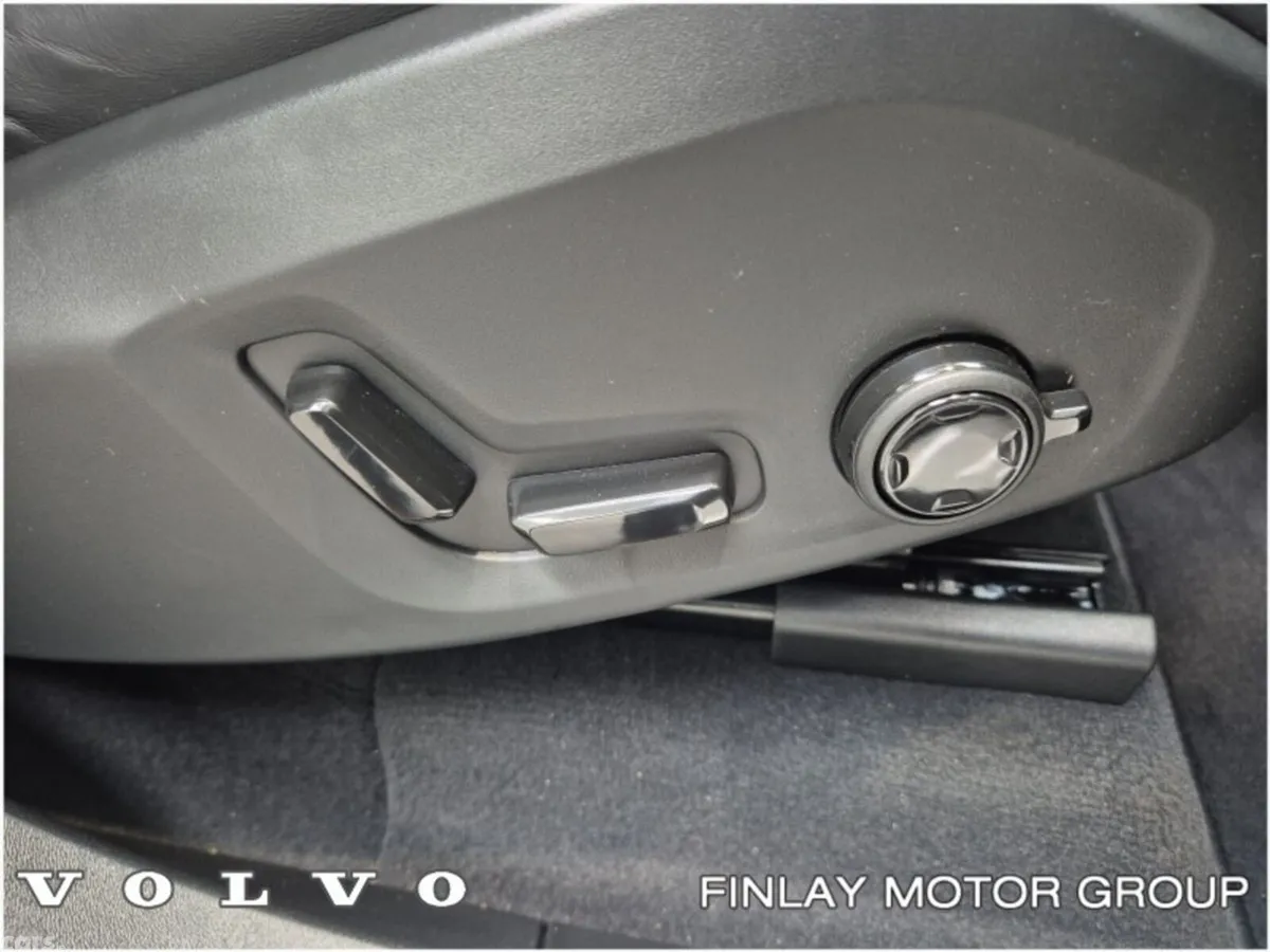 Volvo XC90 SUV, Petrol Plug-in Hybrid, 2026, Grey