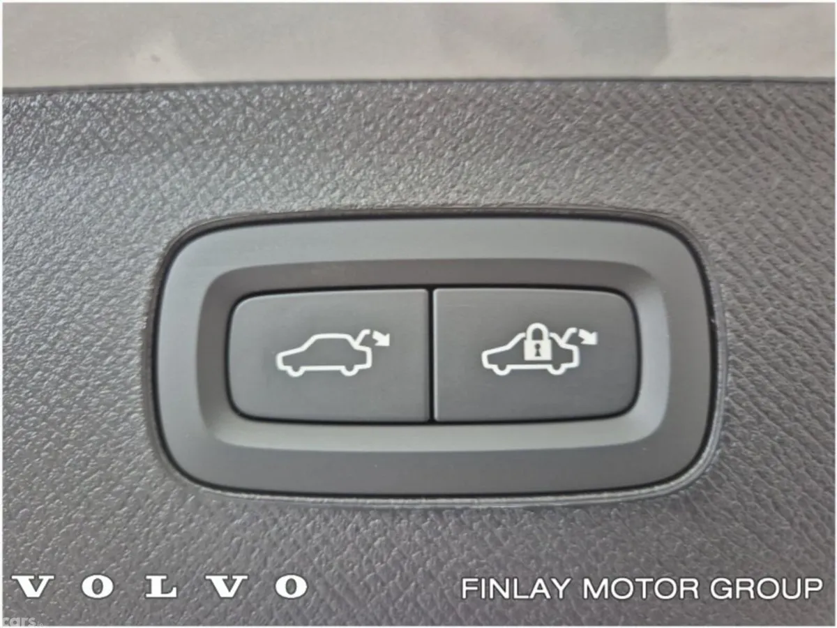 Volvo XC90 SUV, Petrol Plug-in Hybrid, 2026, Grey