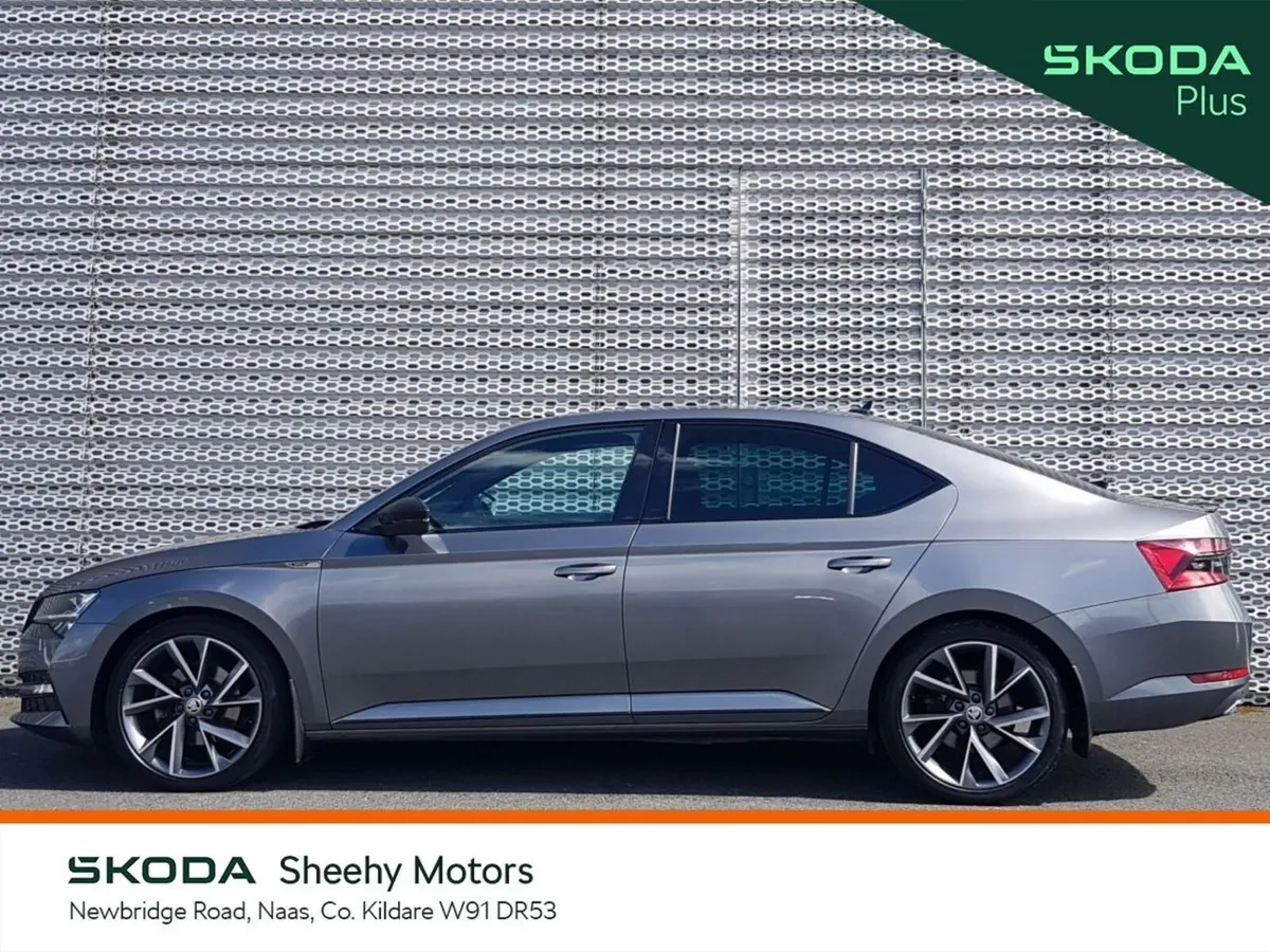 Skoda Superb Saloon, Diesel, 2024, Grey