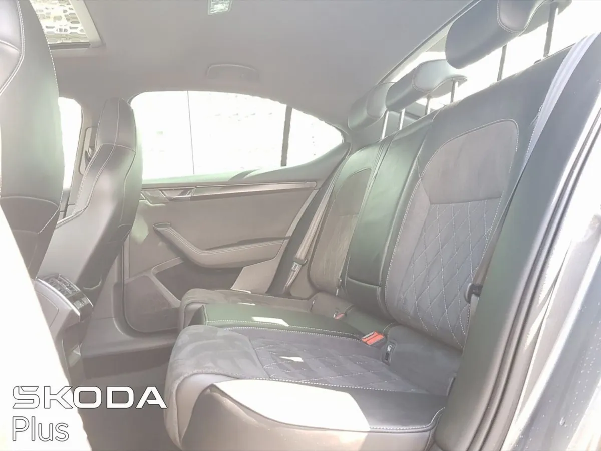 Skoda Superb Saloon, Diesel, 2024, Grey