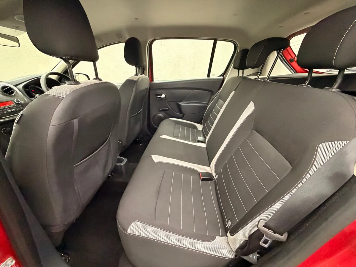 Dacia Sandero Stepway Hatchback, Diesel, 2017, Red