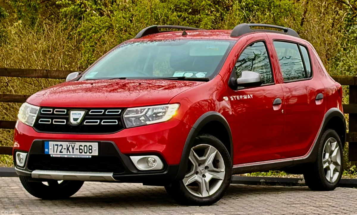 Dacia Sandero Stepway Hatchback, Diesel, 2017, Red