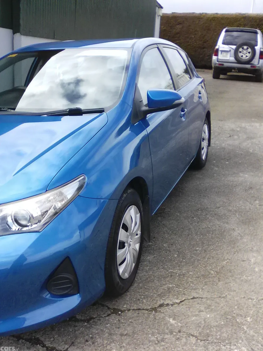 Toyota Auris Hatchback, Diesel, 2013, Blue